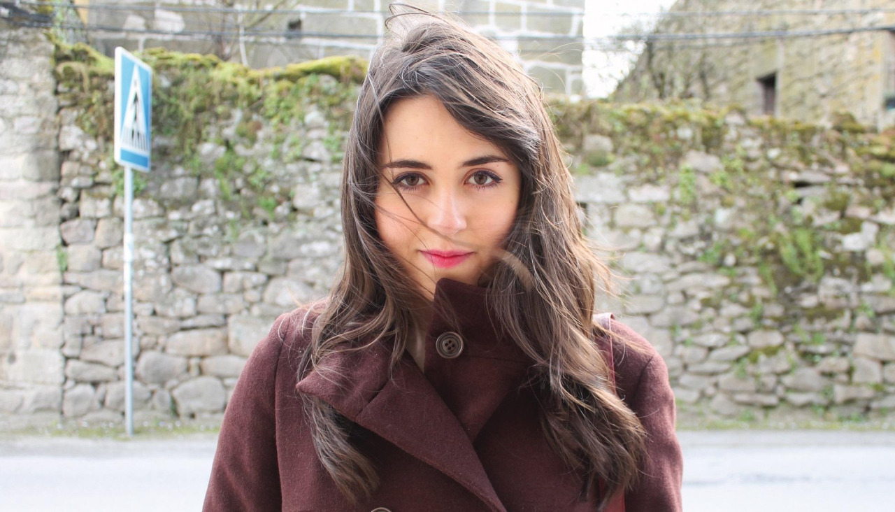 Alba Cid es investigadora en poesía contemporánea además de poeta
