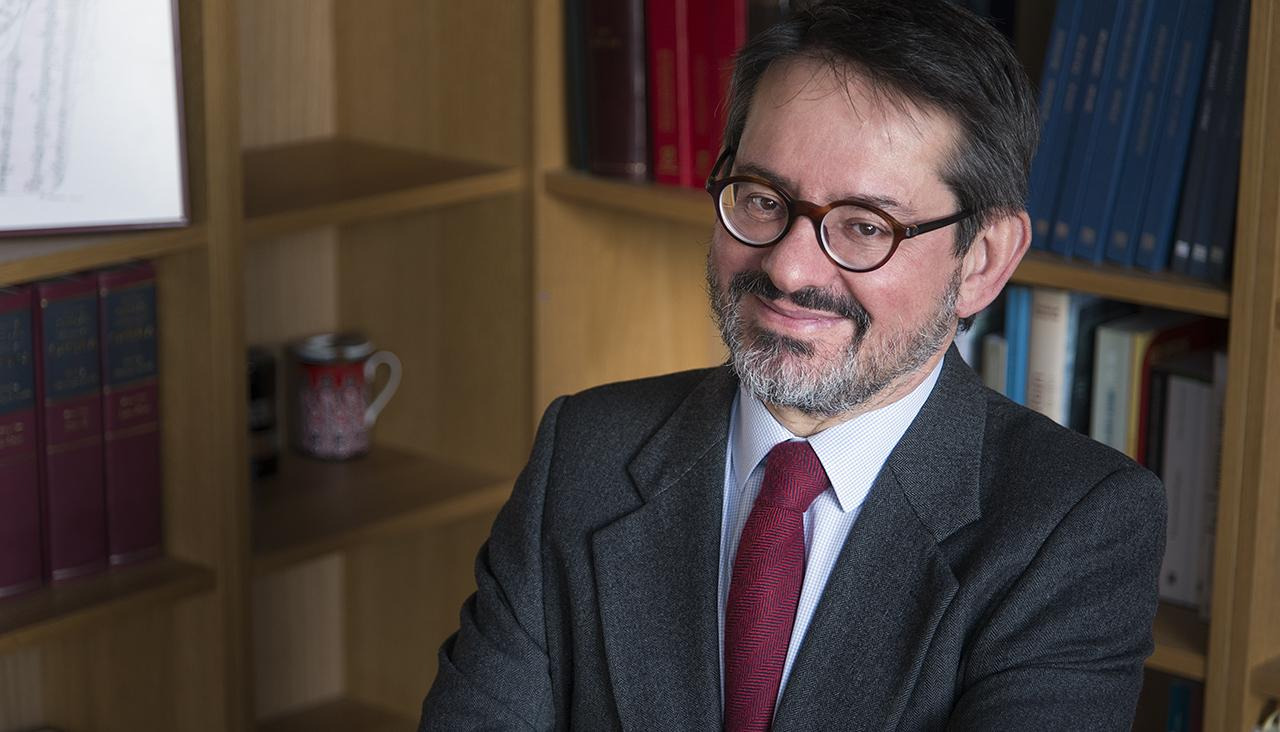 La trayectoria investigadora del relator se centra en la música vocal española e italiana de los siglos XVII y XVIII