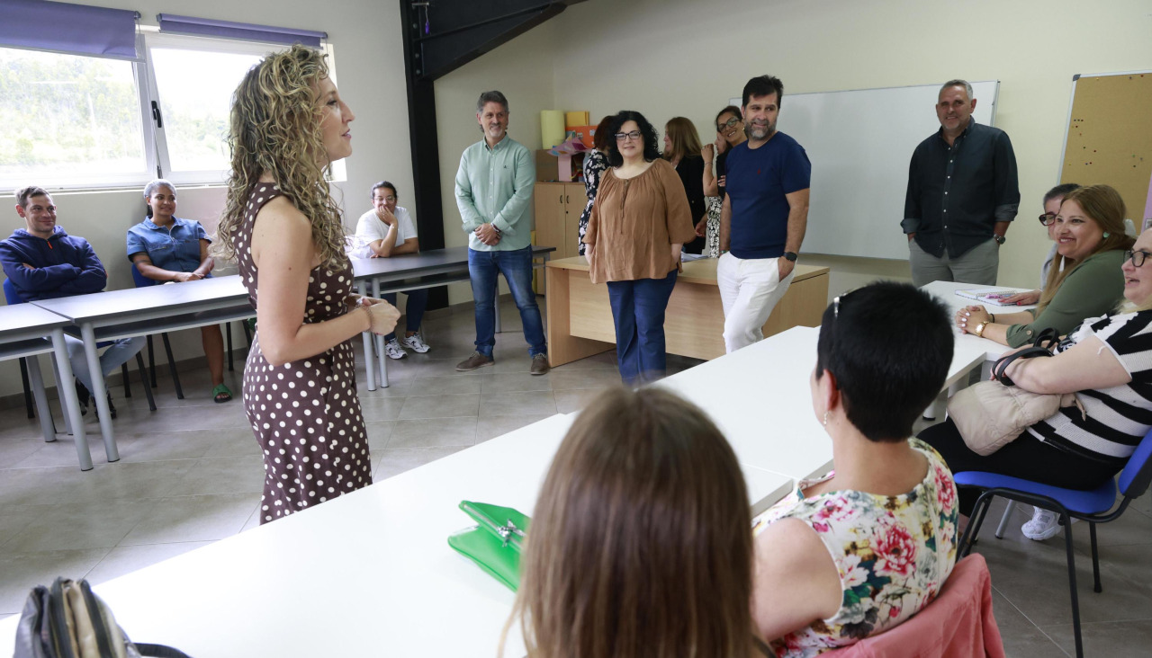 Martina Aneiros, este lunes, en un momento de conversación en el aula