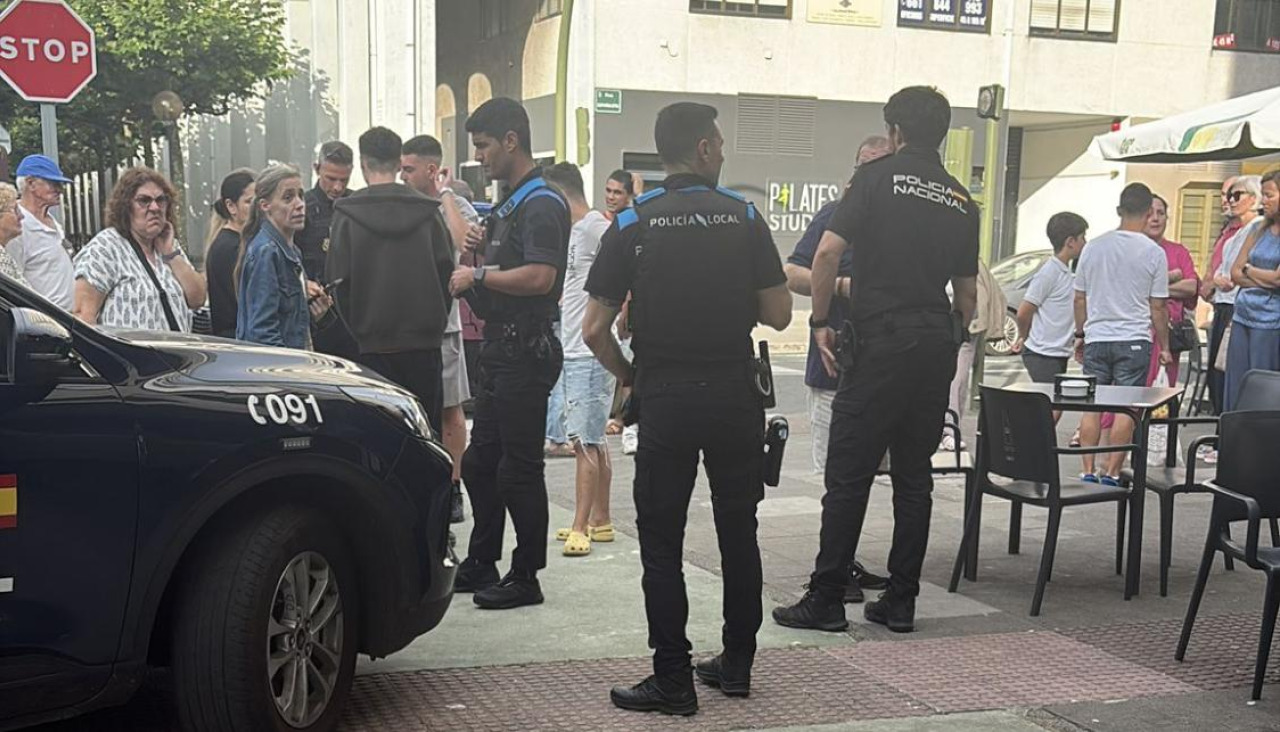 Despliegue policial en la zona en la tarde de este miércoles después de la explosión