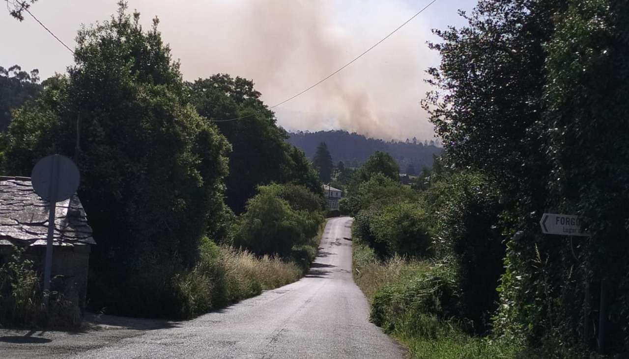 Imagen del incendio en el municipio eumés