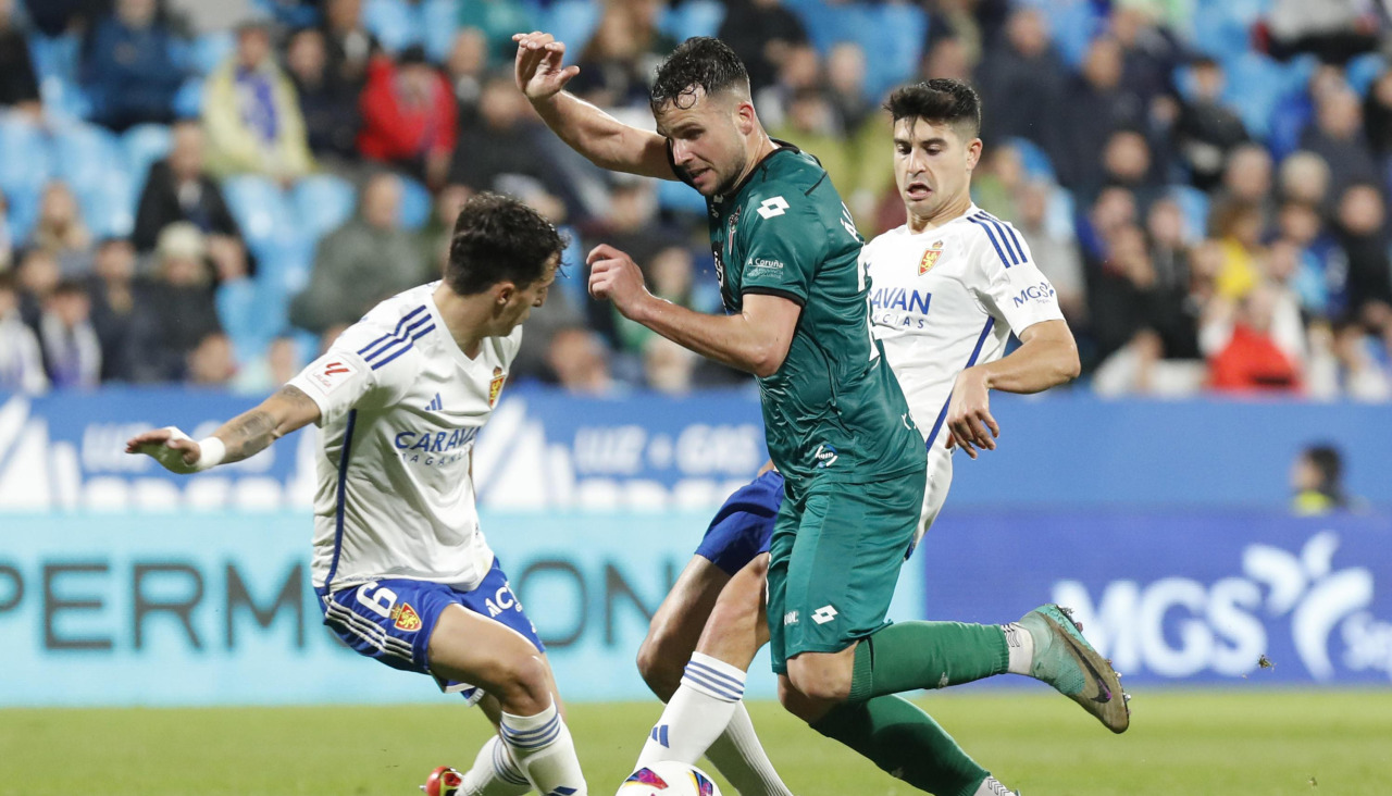 El Zaragoza, en un duelo contra el Racing de Ferrol en Segunda, se estrenará en Primera Federación