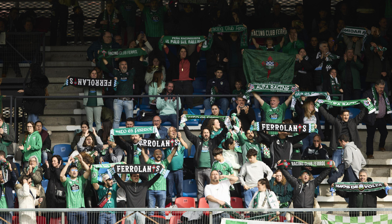 La afición racinguista, durante un encuentro