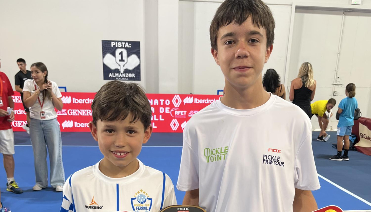 Faraldo y Garrido, con sus trofeos