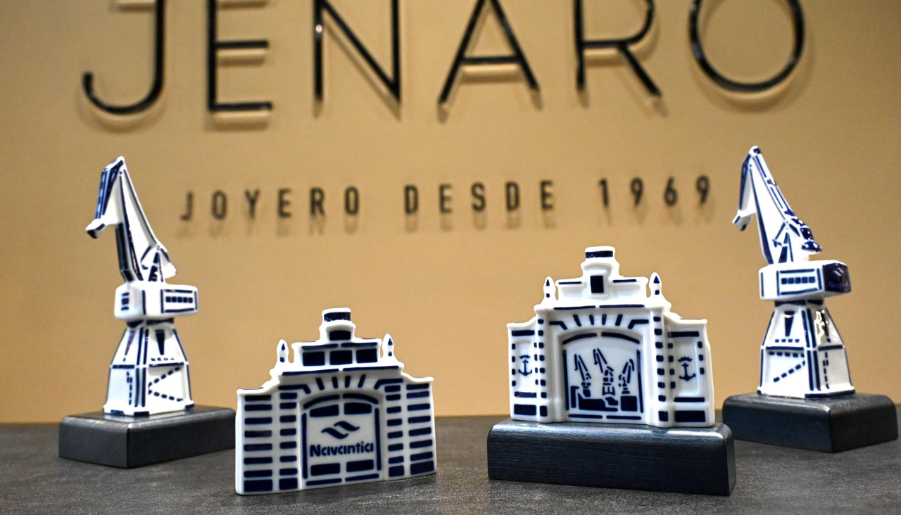 Jenaro figuras Navantia Sargadelos
