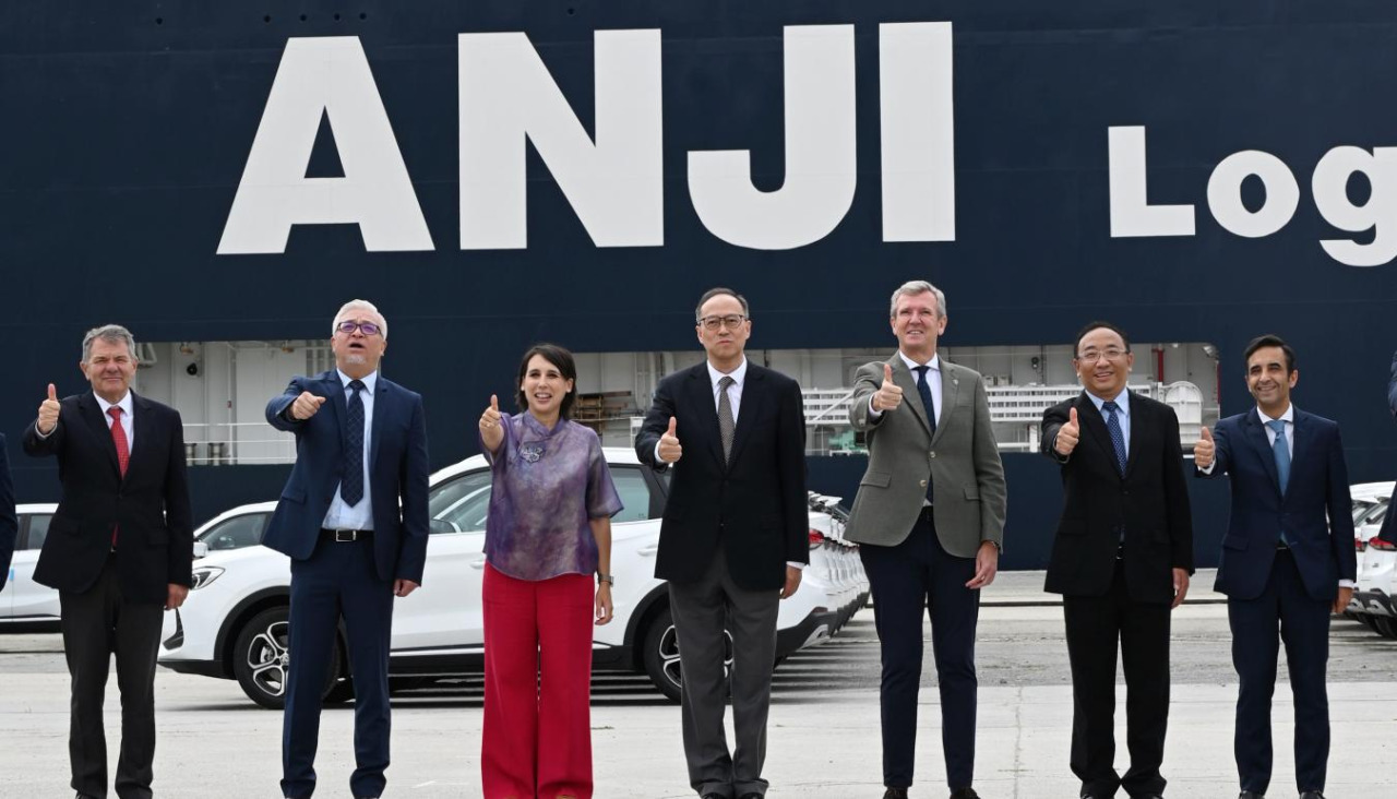 Alfonso Rueda recibe a los reponsables SAIC en el Puerto Exterior de Ferrol