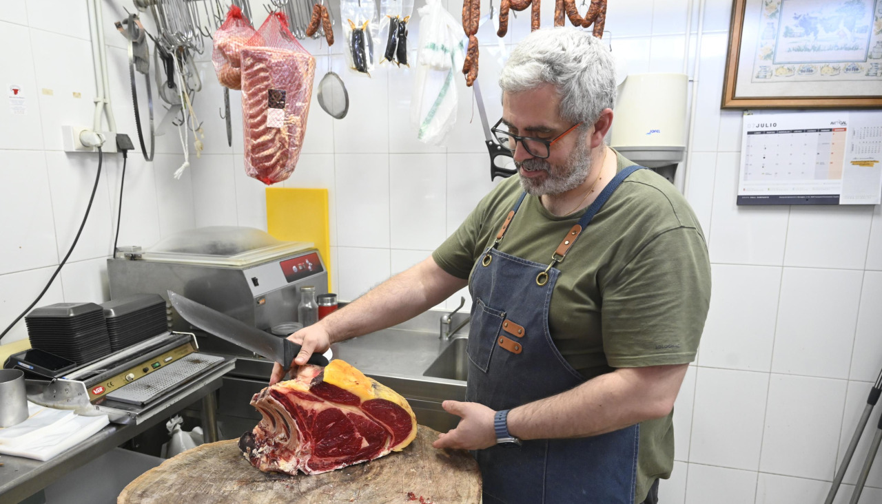 Mon, carnicero de Elia y Eladio