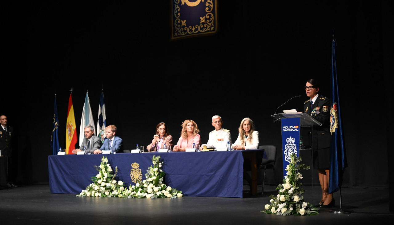 Pazo da Cultura celebración del Día de la policía Nacional