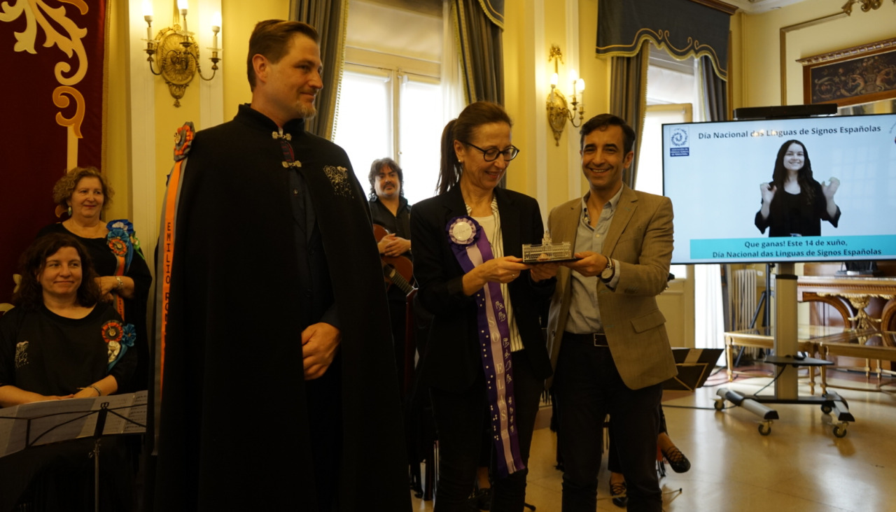 Foto NP 2024.06.14 Acto Día Nacional lingua de signos 3