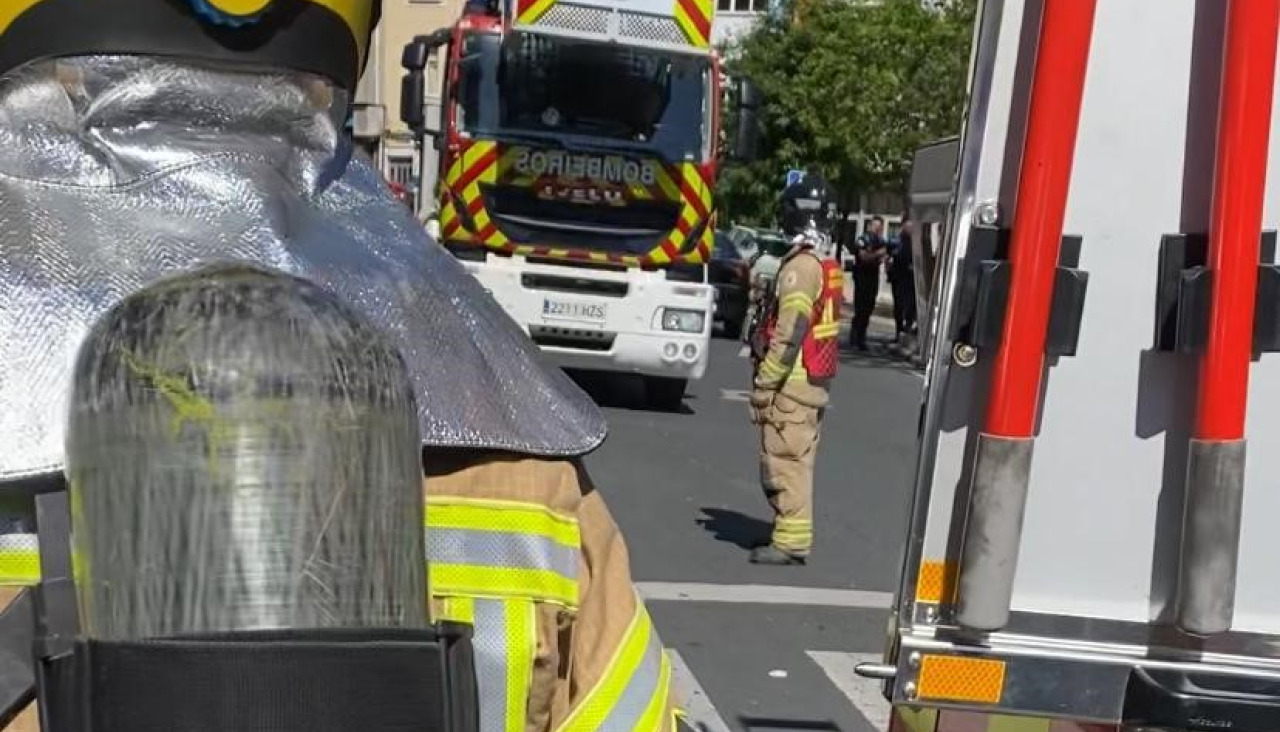 Un incendio en la cocina de una vivienda del Ensanche se salda con una ...