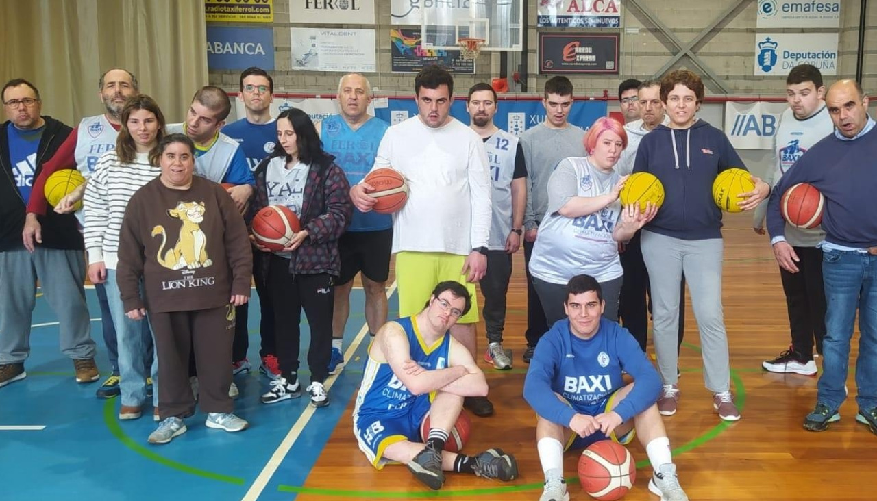 Parte de la gran familia que compone el proyecto del Uni2 del club ferrolano m. t.