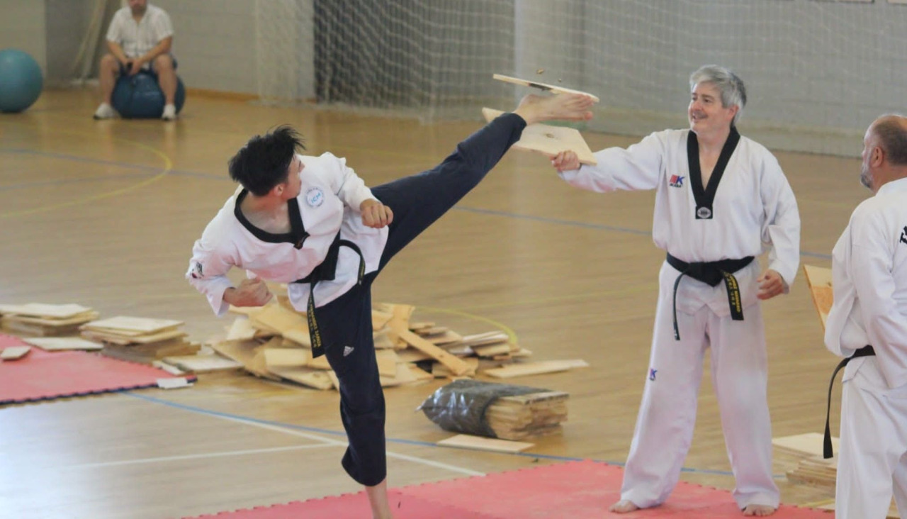 César Fernández y Antonio Gómez taekwondo Club Kang