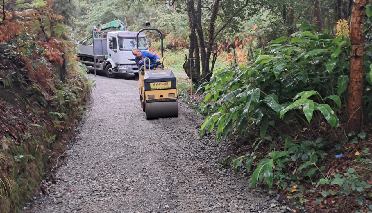 Acondicionamiento caminos Fene