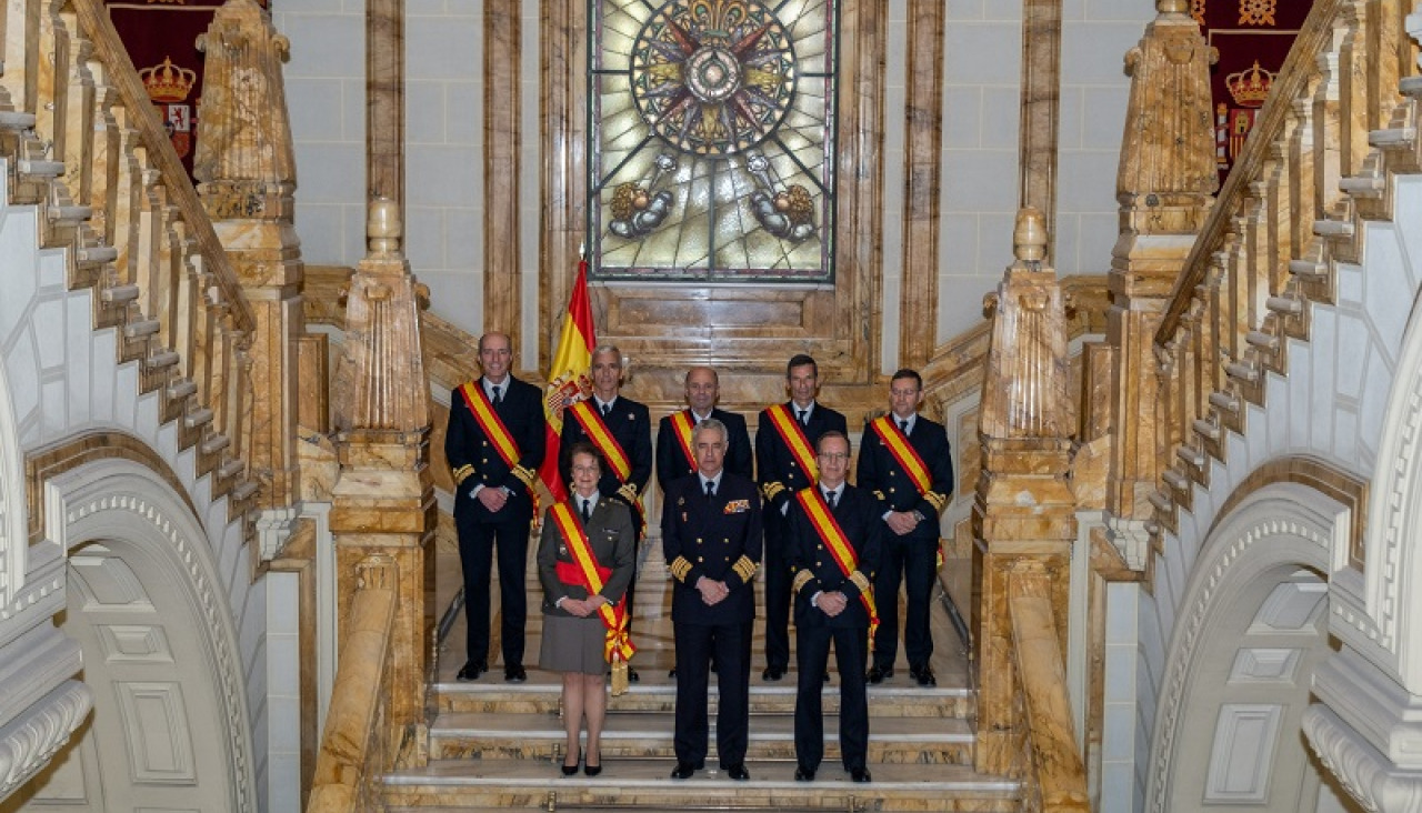 Distinguido Cruz Mu00e9rito Naval