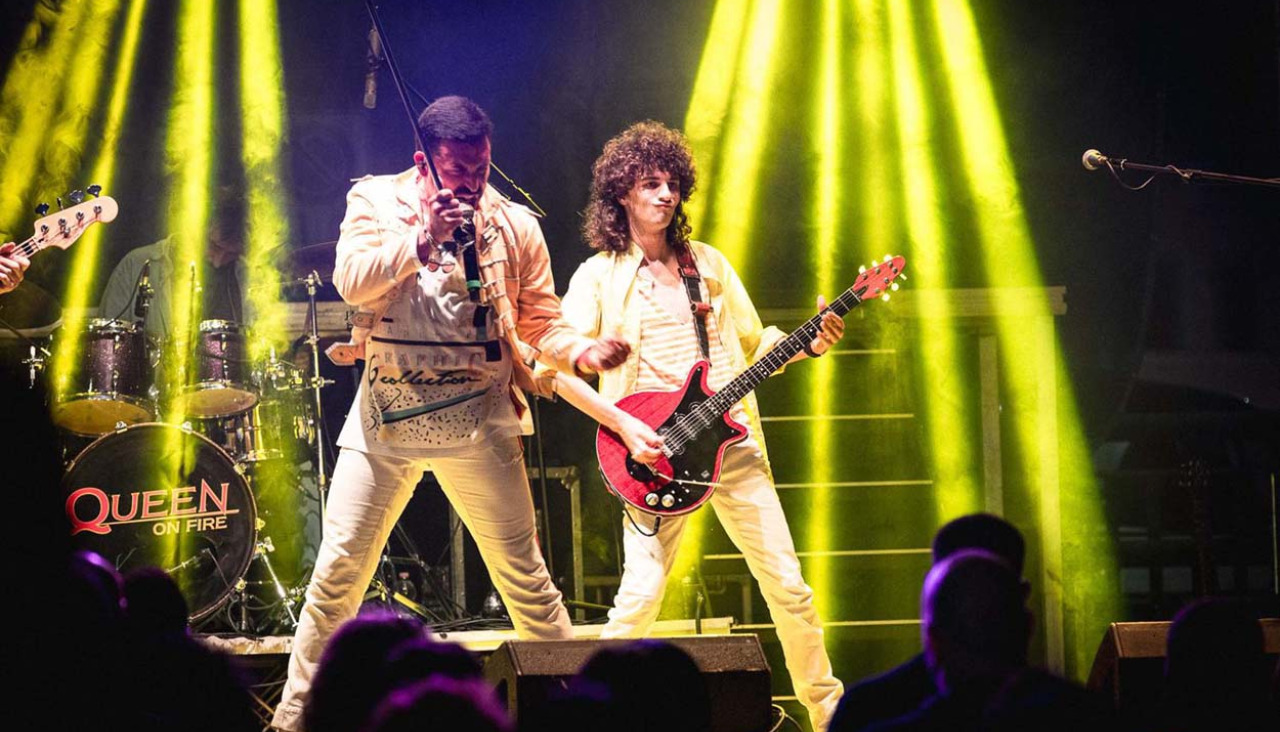 Una actuación de Queen is Back, que hoy se sube a los escenarios de Narón