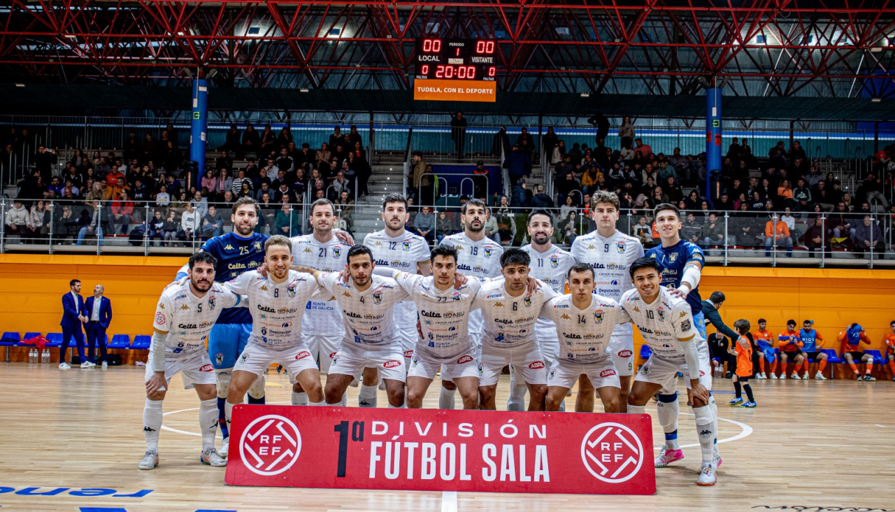 O Parrulo Ferrol, antes de comenzar el duelo