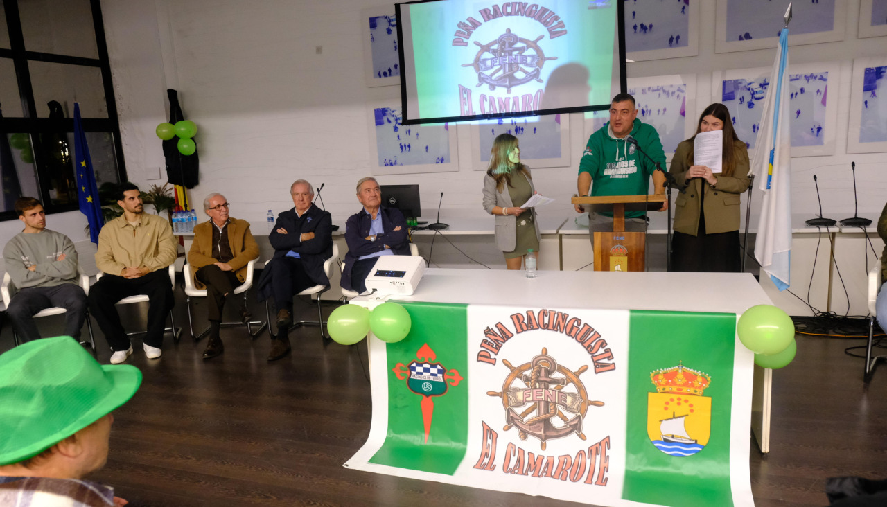 Imagen del acto de inauguración de la peña
