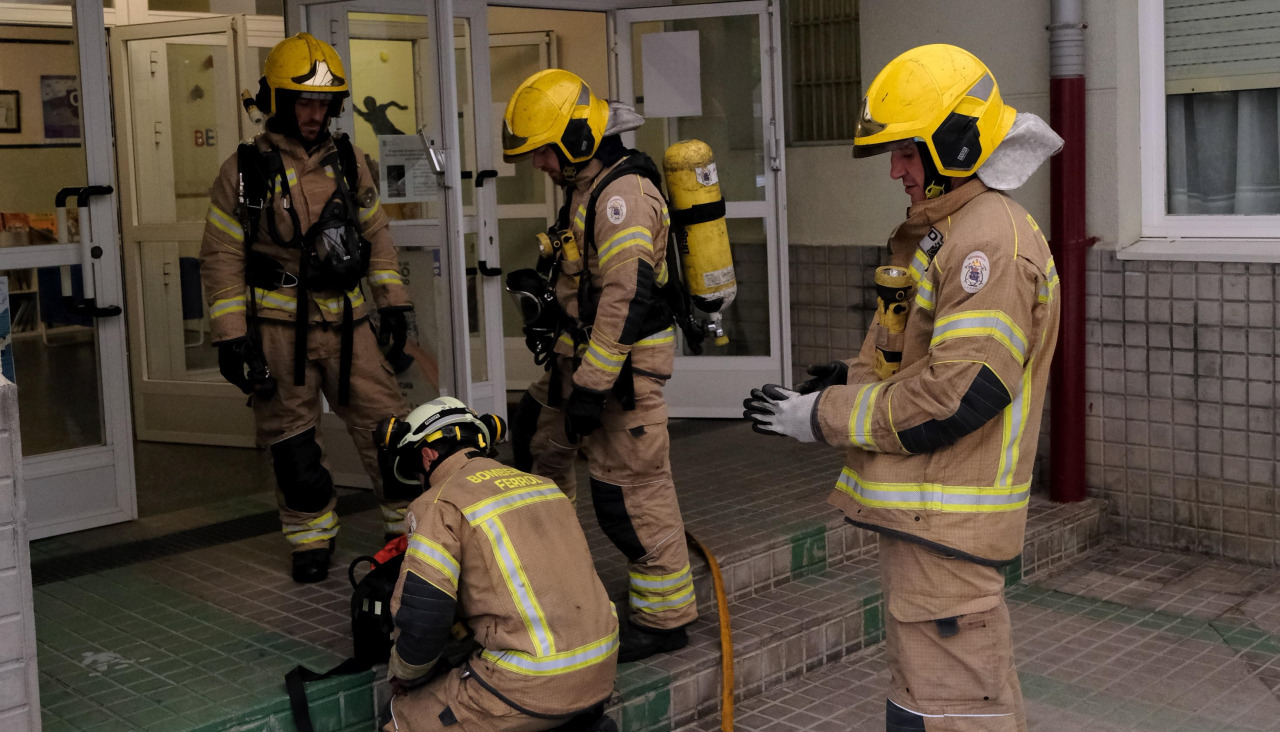 Efectivos del parque de A Gándara en un simulacro efectuado en el mismo centro en 2023