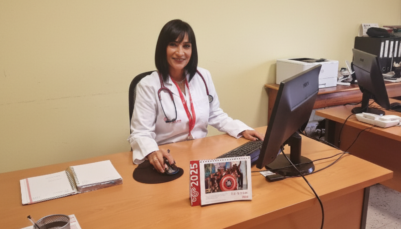 Sandra Duque, especialista en patologías de riñón en el Hospital Ribera Juan Cardona de Ferrol.