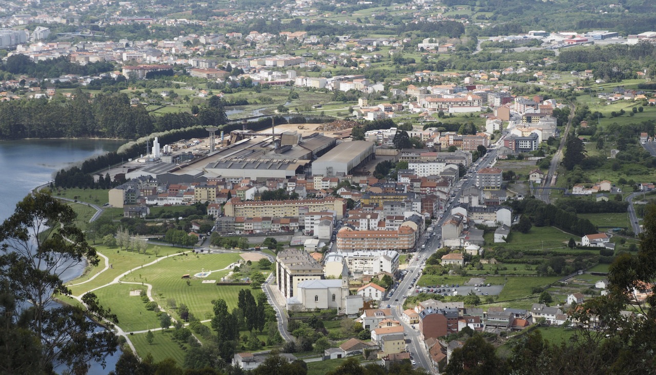 Panorámica aérea del municipio naronés
