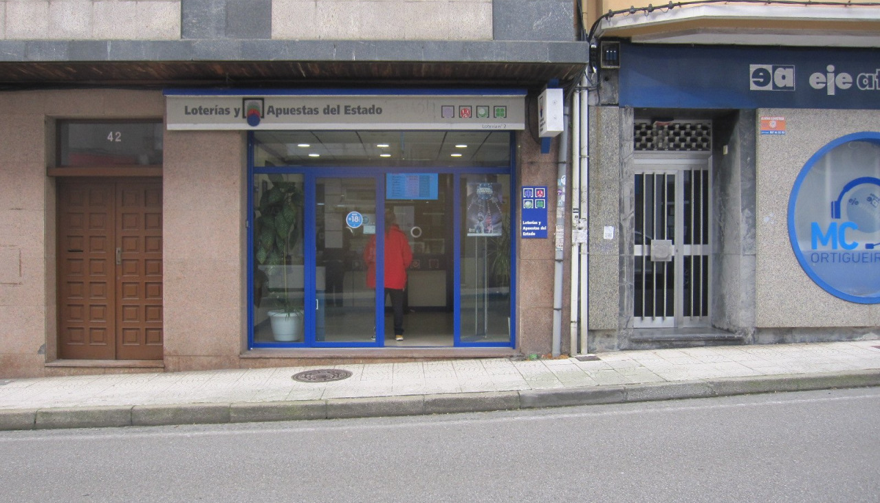 Administración de la avenida Escola de Gaitas de Ortigueira