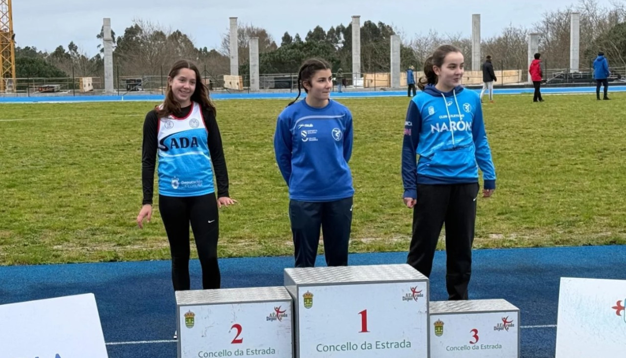 Las naronesas Ángela Lendoiro y Antía Suárez, oro y bronce en disco sub 16