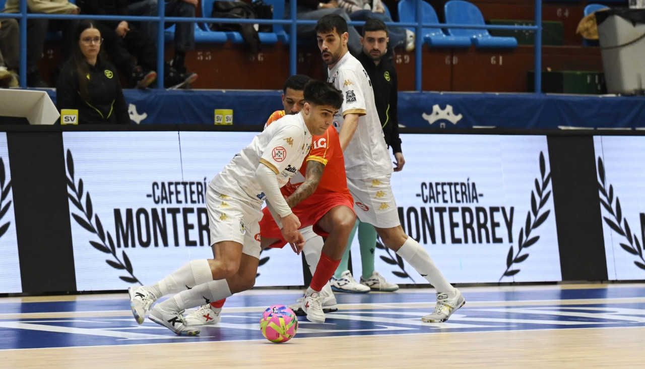 Novoa fue el autor del 2-2