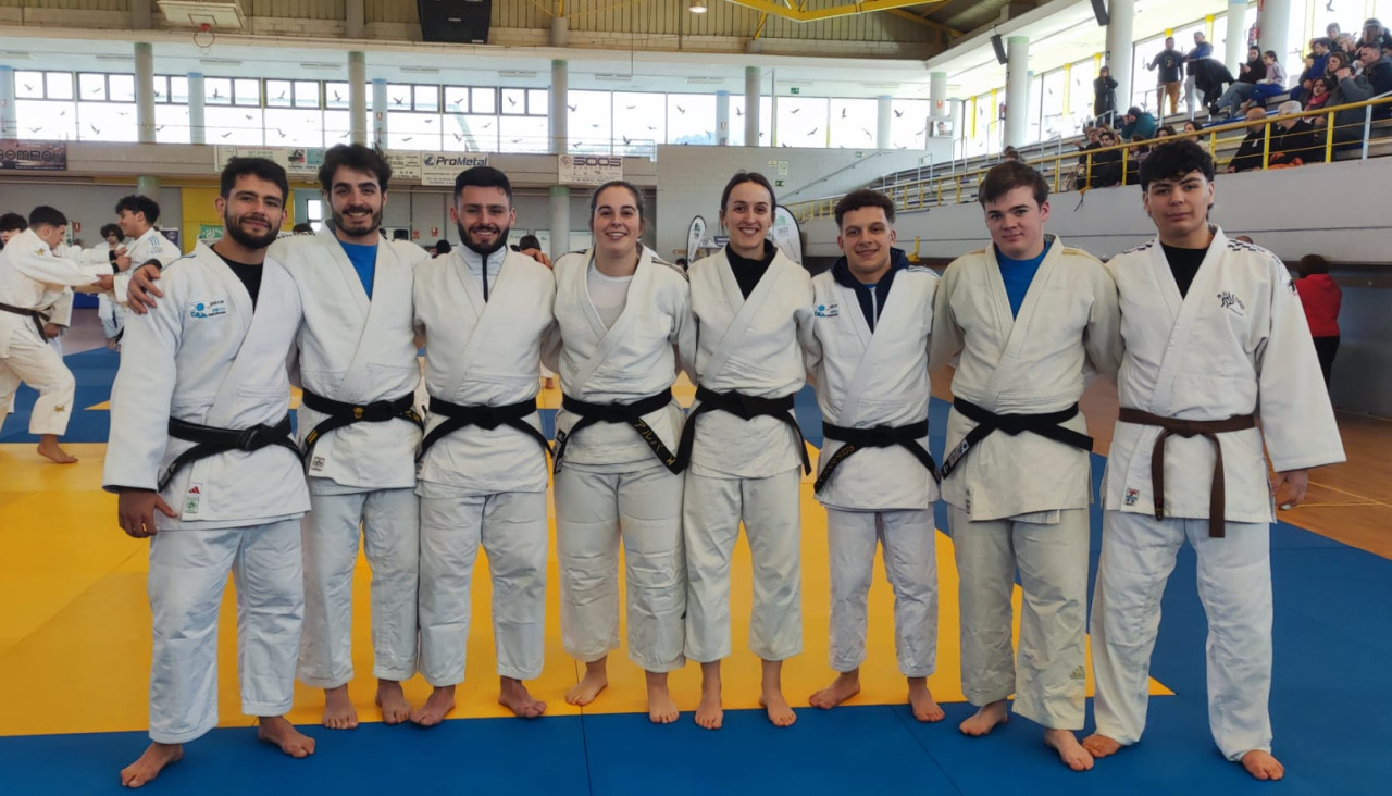 El equipo sénior mixto de la AD Ferrolterra