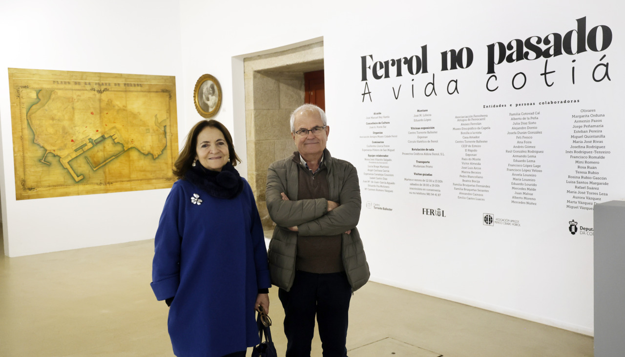 Esperanza Piñeiro e Guillermo Llorca na súa expo do Torrente Ballester