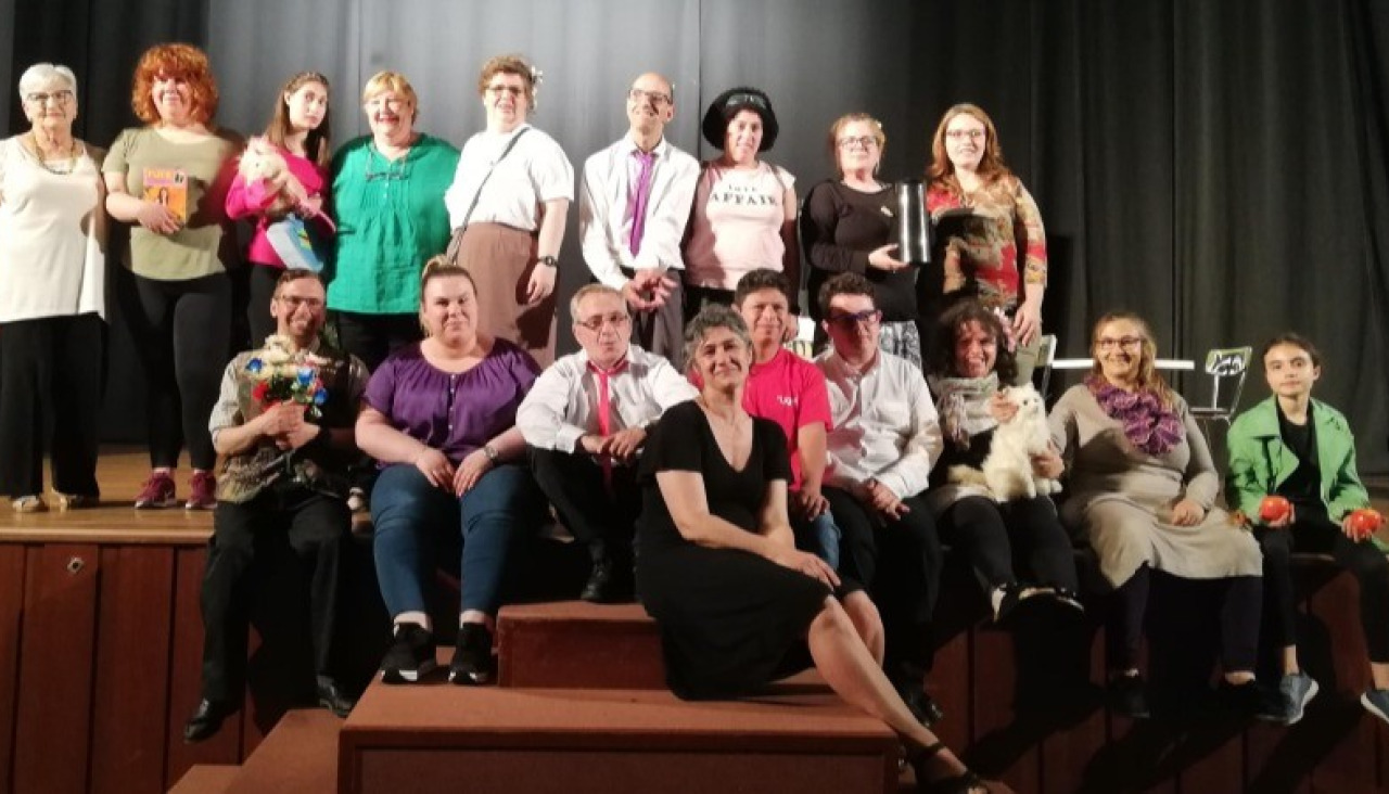 Grupo de teatro de la ASCM