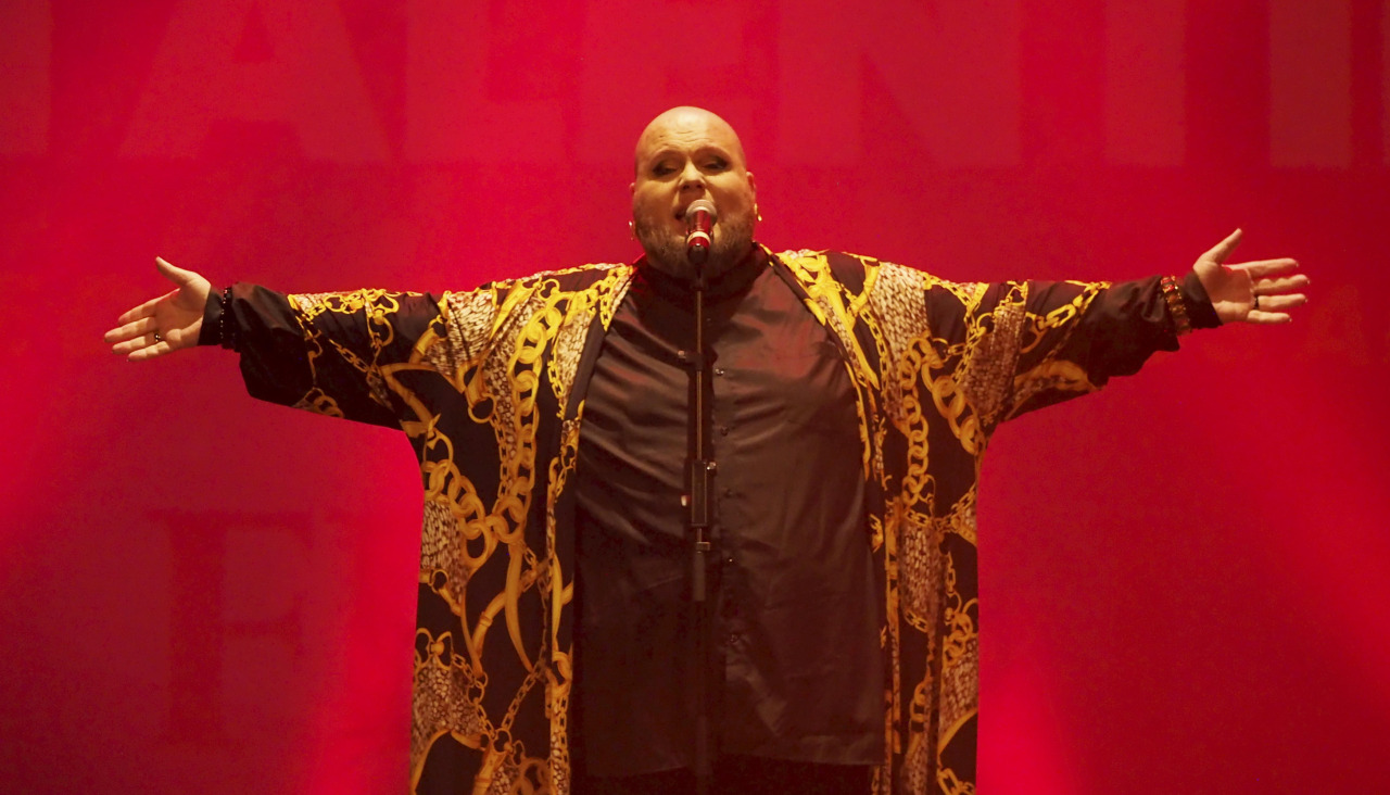 En la tercera edición de O Talentiño (2025), salió a escena Enrique Ramil, que destacó en certámenes como Operación Triunfo o Factor X y fue premiado como Mejor Artista Internacional en Viña del Mar, en Chile