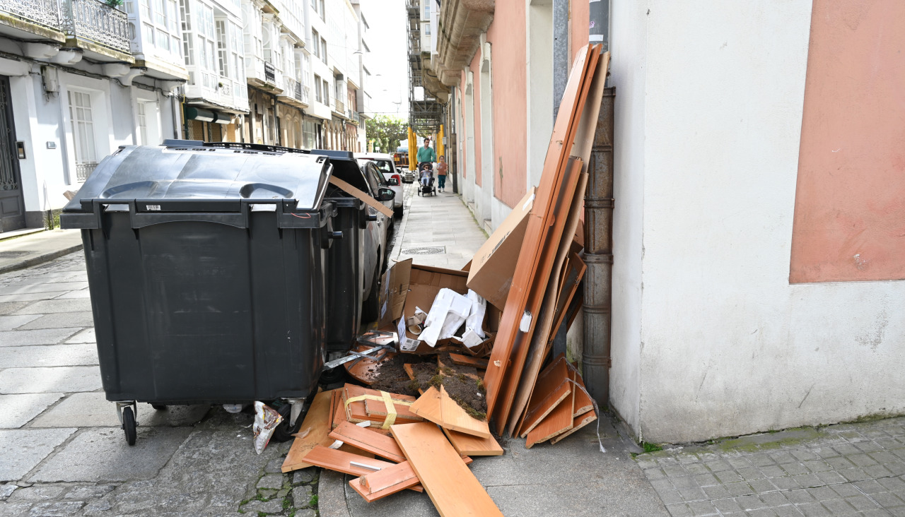 Basura acumulada calle Magdalena