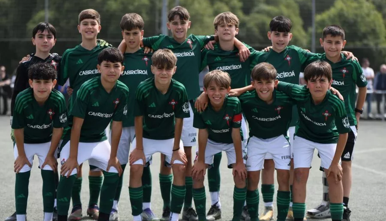El equipo alevín del Racing de Ferrol