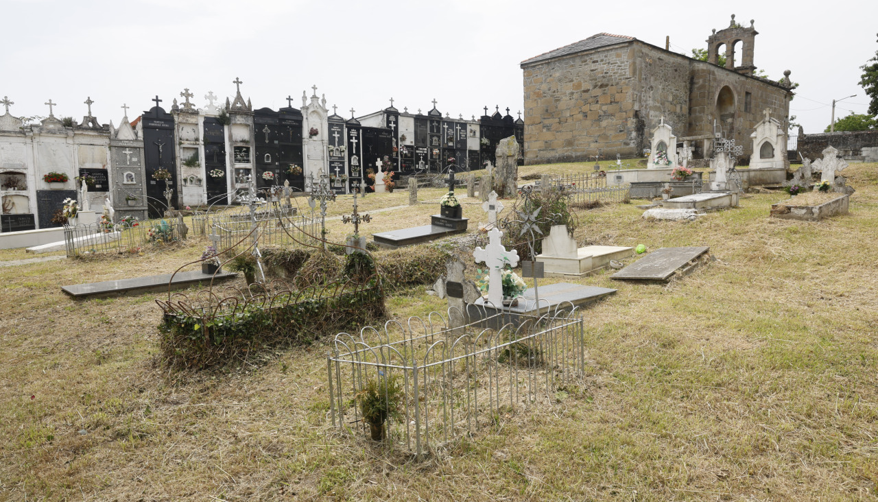 Cementerio Santa Icía desbrozado