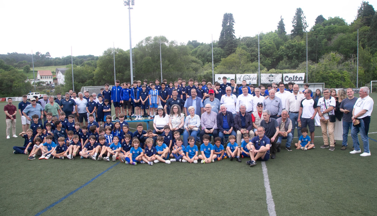Imágenes de la celebración desarrollada en el campo de A Gándara