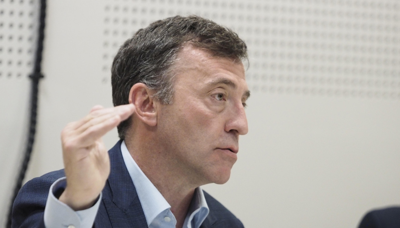 Ricardo Domínguez, en un acto en As Pontes en mayo de 2025Valentín Formoso, Alcalde As PontesJosé Castro Romero, presidente Asociación Empresarios   Seara