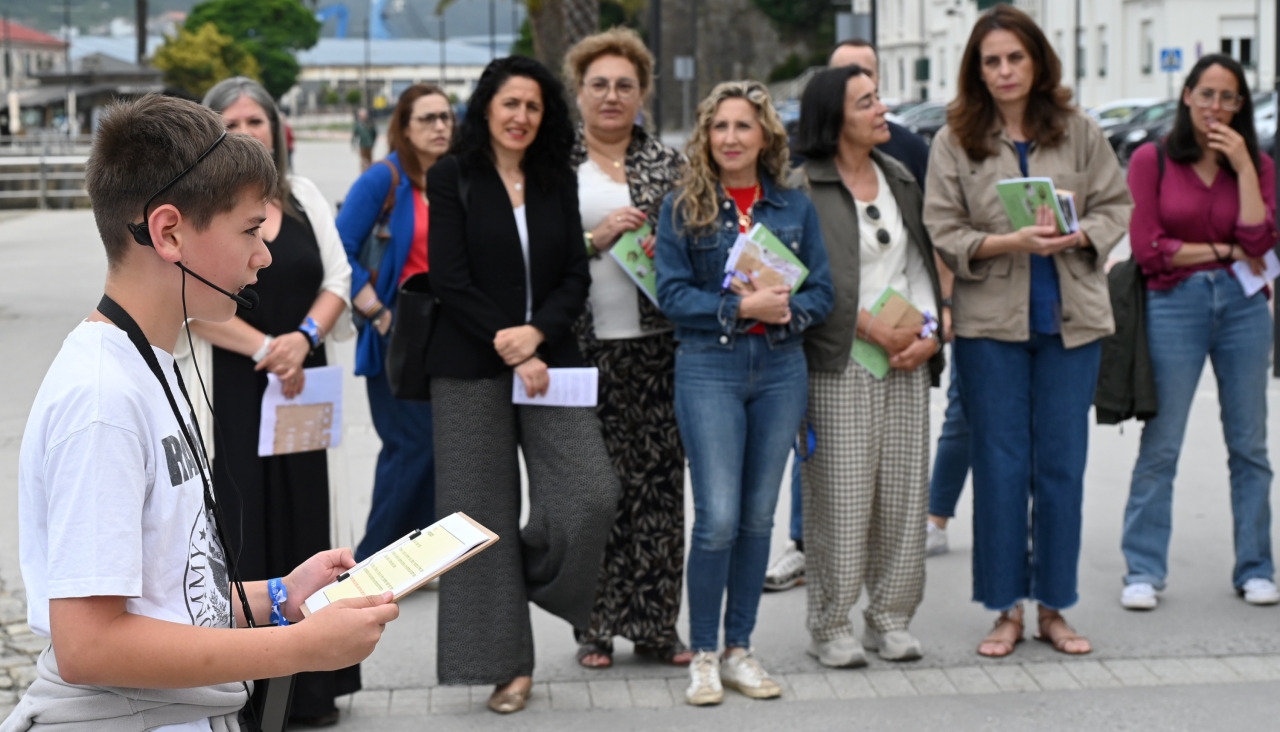 Curuxeiras presentación audioguias Ferrol en feminino  do CEIP San Xoán de Filgueira