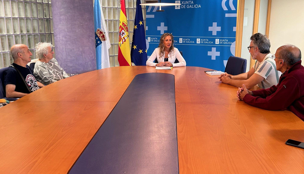 Encuentro de la AV de Canido con la delegada territorial de la Xunta para abordar la problemática de los jabalíes
