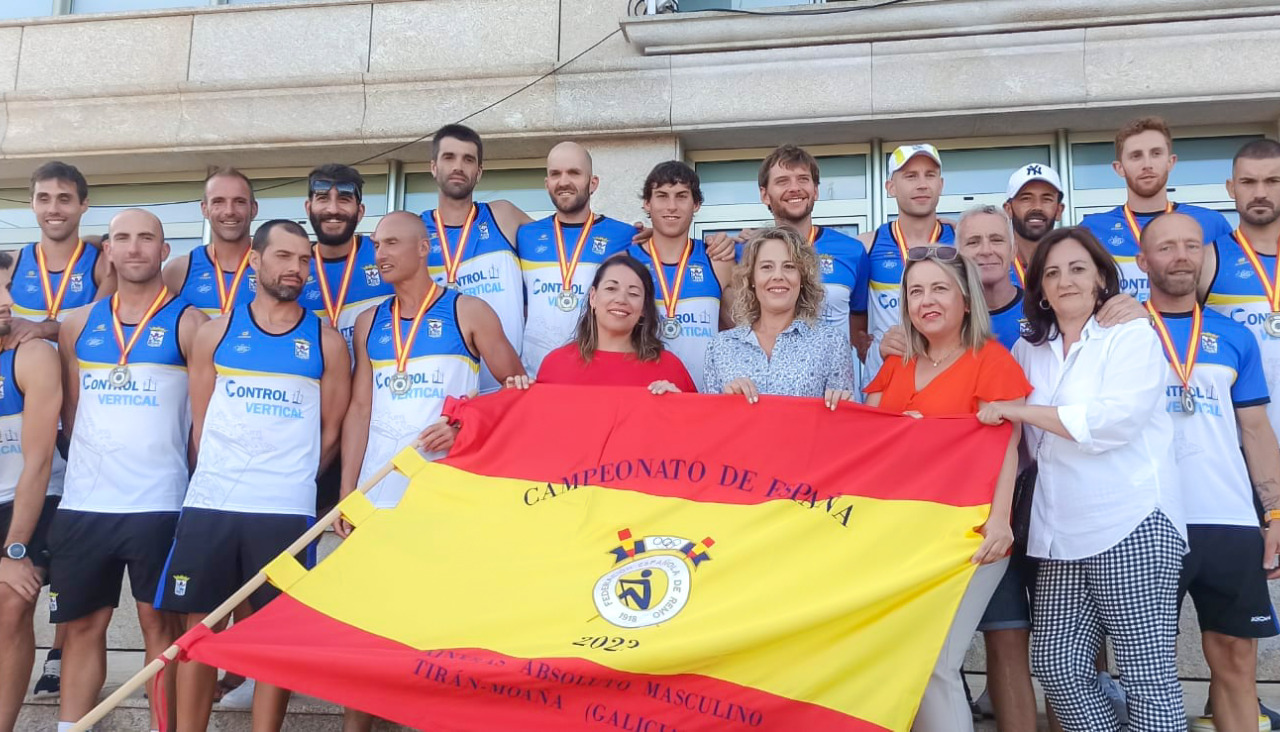 La tripulación aresana de 2023, cuando ganó el oro nacional