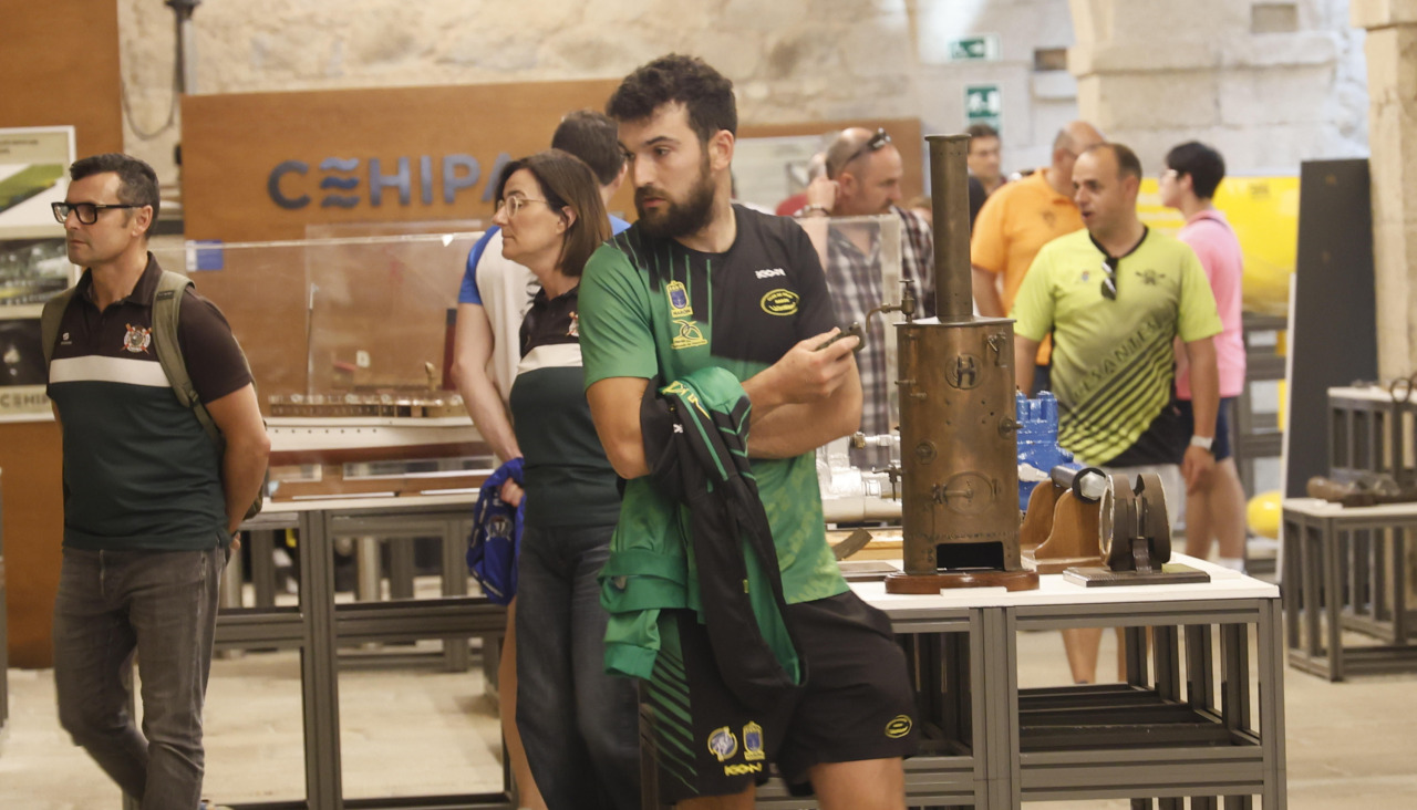 Presentación de la Liga Galega de traineras en el Museo Construcción Naval