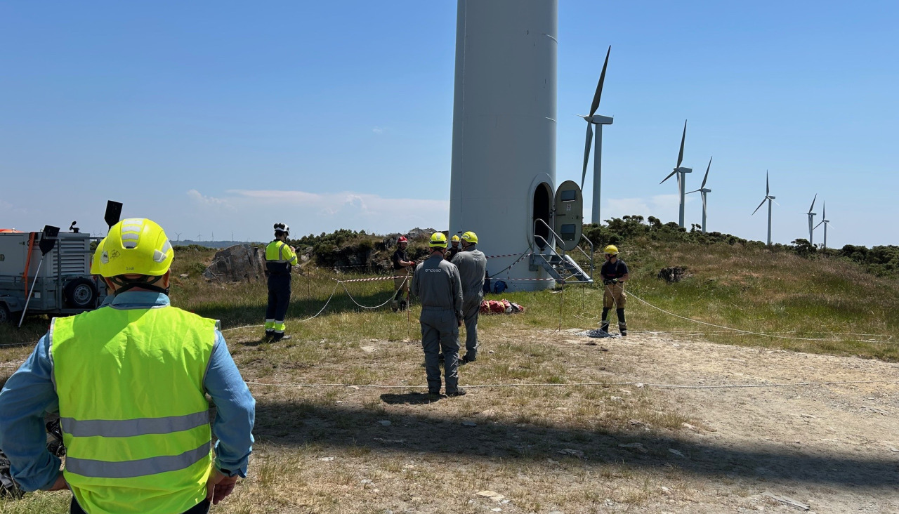 Simulacro Endesa parque eólico Touriñán