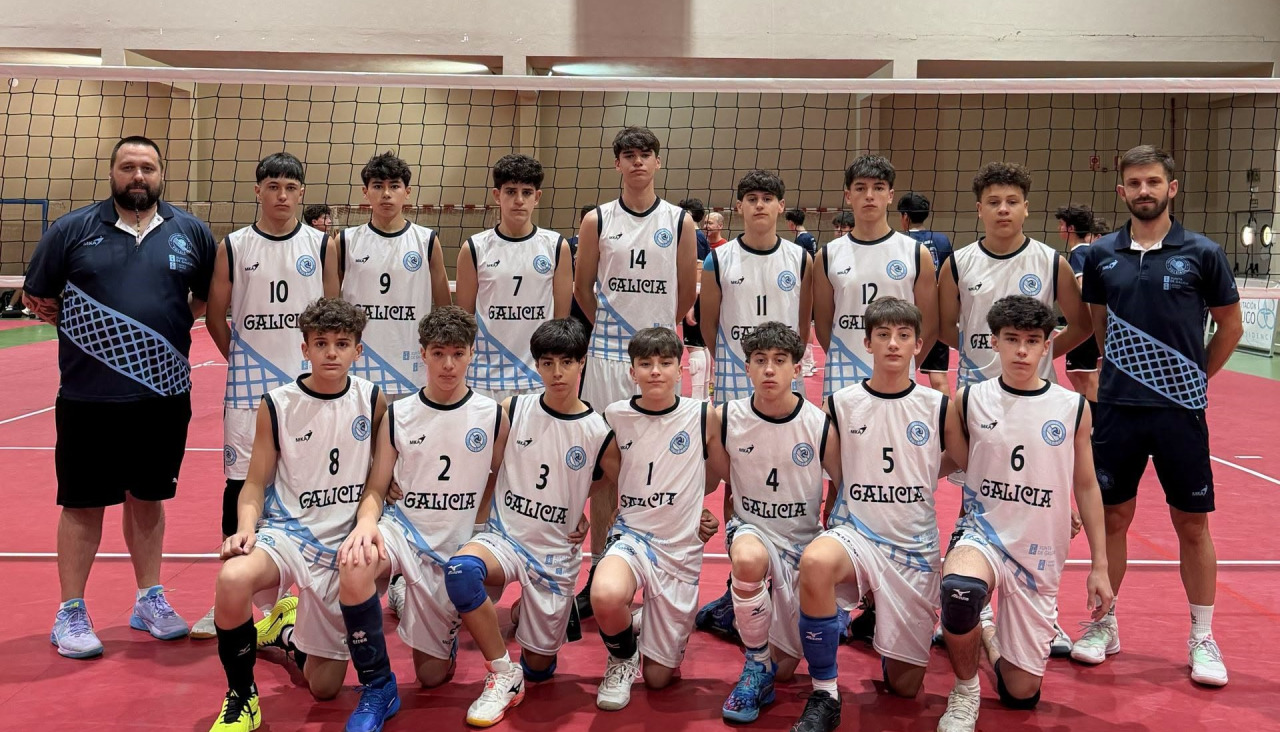 Los del Aldebarán, con sus compañeros de selección