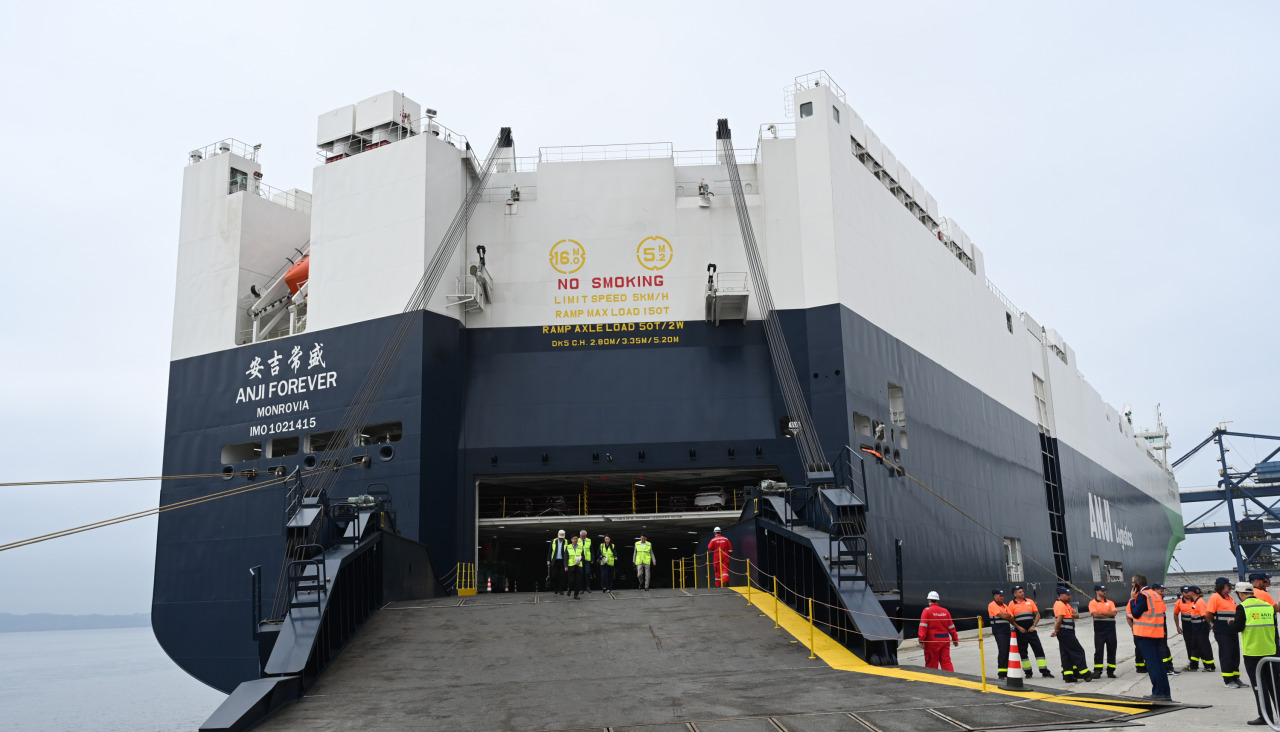 Alfonso Rueda recibe a los reponsables SAIC en el Puerto Exterior de Ferrol
