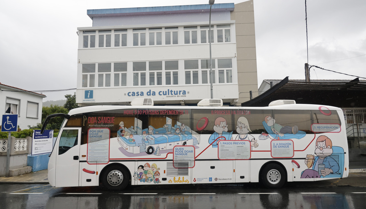 Bus Ados Neda