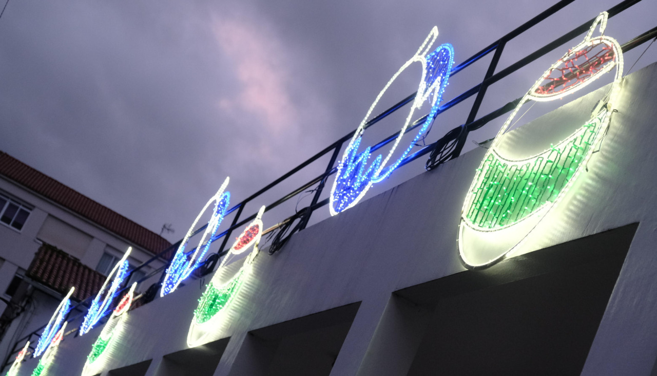 Motivos navideños en la casa consistorial de Fene