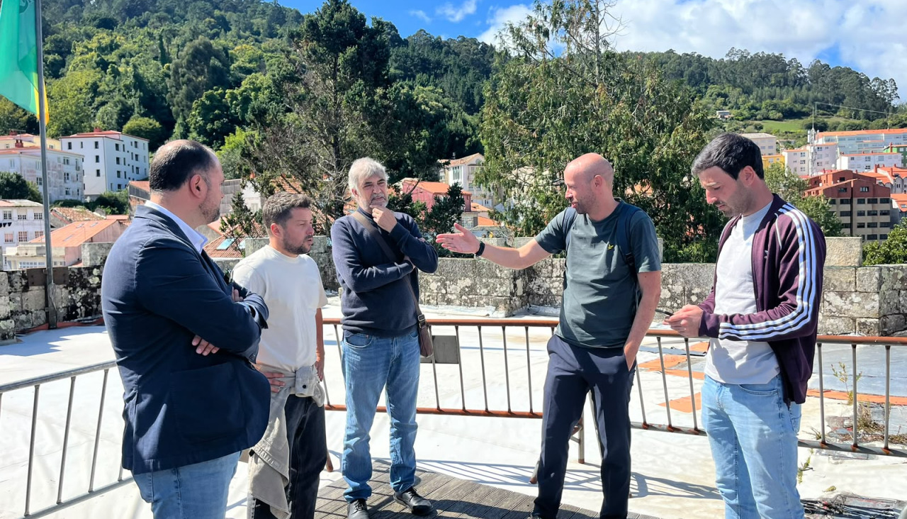La adjudicación a la firma compostelana bajó en casi 5.000 euros el importe de licitación