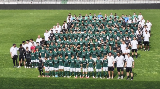 El campo de A Malata fue sede de esta celebración racinguista