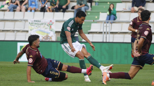 Partido entre el Racing Club Ferrol y el Pontevedra CF