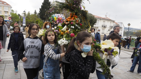 Celebración Maios en Pontedeume @Jorge Meis (7)