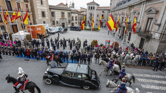 La princesa Leonor jura la Constitución por su 18 cumpleaños (87)